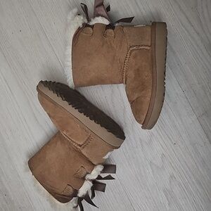 Ugg Bailey Bow II Water Resistant Genuine Shearling Boot